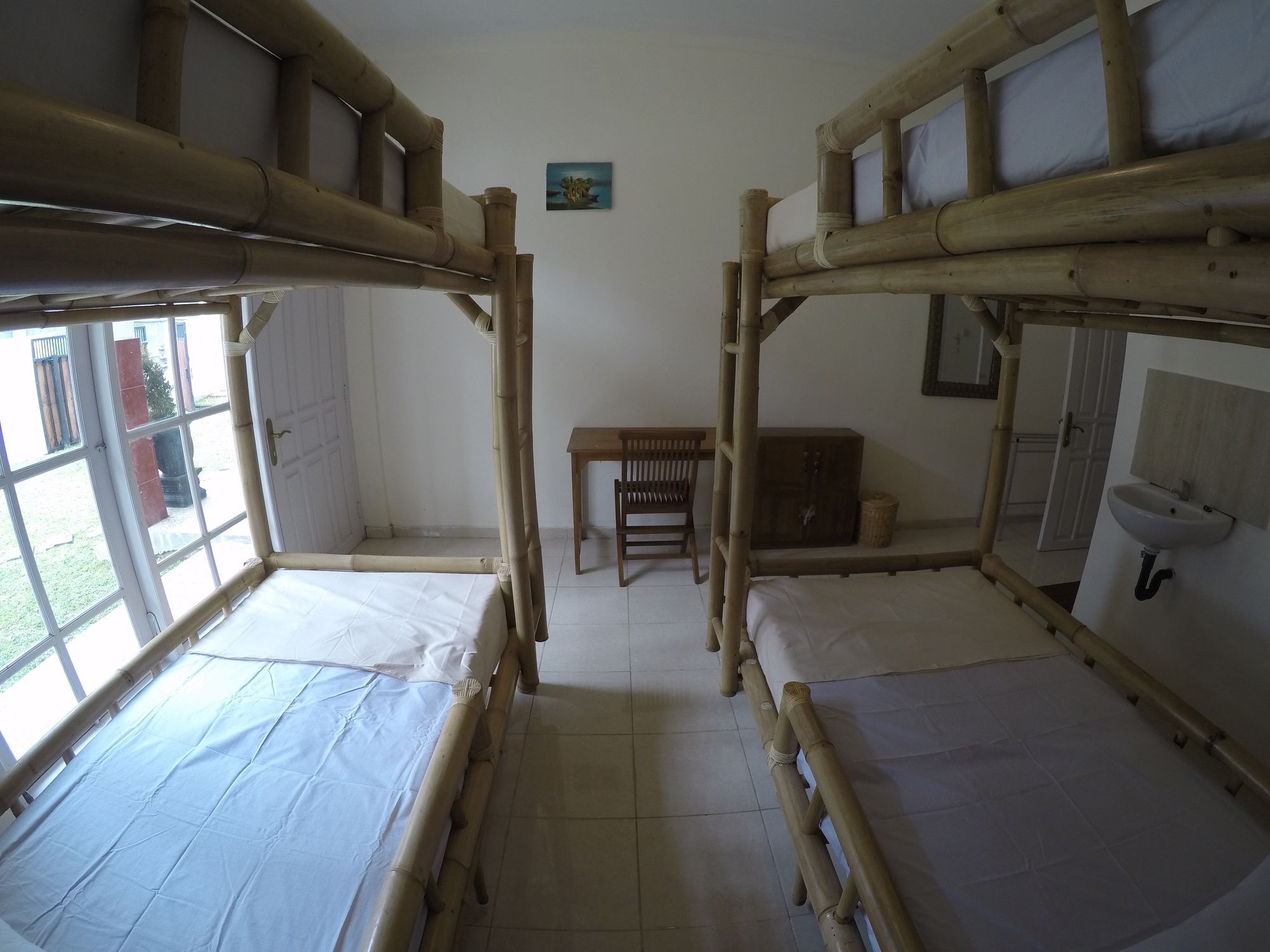 Palmyra Hostel Malang Exteriör bild